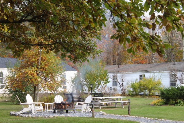 Arcady Mountain Motor Lodge image 2
